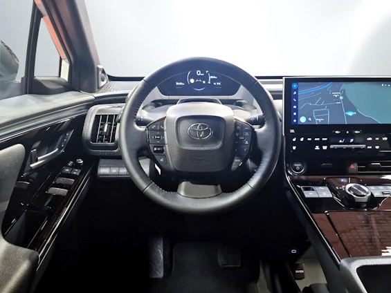 Vehicle image 11 Vehicle image 11