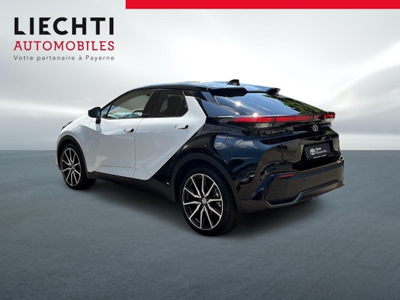 Vehicle image 2
