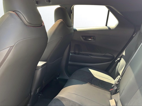 Vehicle image 8