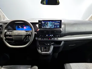 Toyota PROACE Verso L1 2.0 D Trend