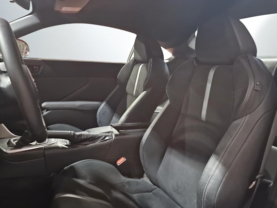 Vehicle image 9 Vehicle image 9