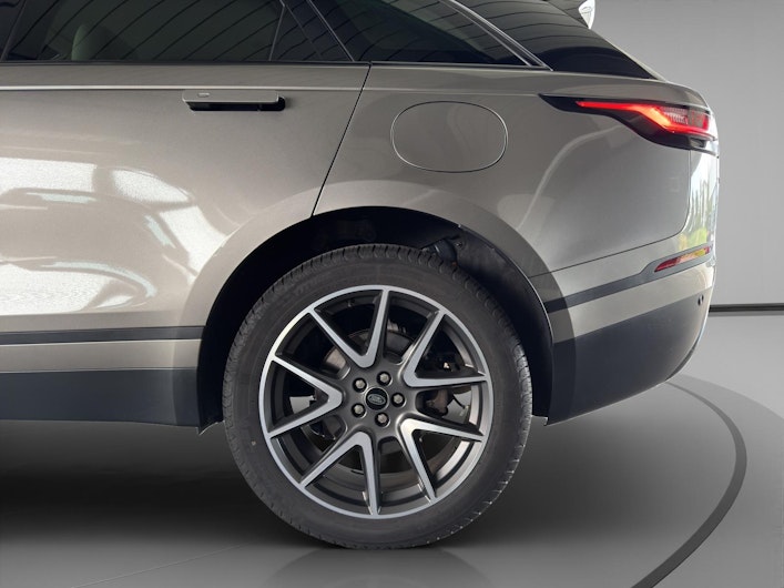 Vehicle image LAND ROVER RANGE ROVER VELAR