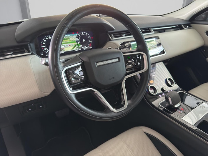 Vehicle image LAND ROVER RANGE ROVER VELAR