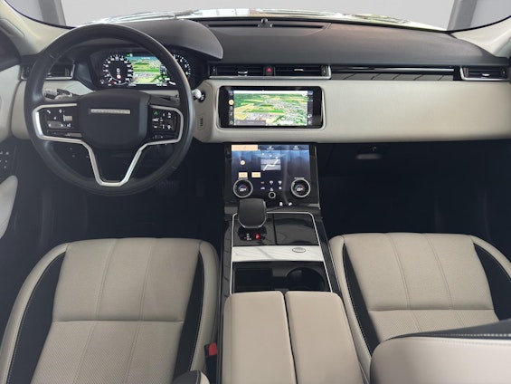 Vehicle image 10 Vehicle image 10