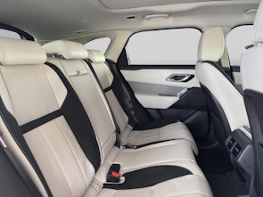 Vehicle image LAND ROVER Range Rover Velar 2.0 P400e SE Pug In Hybrid 404PS