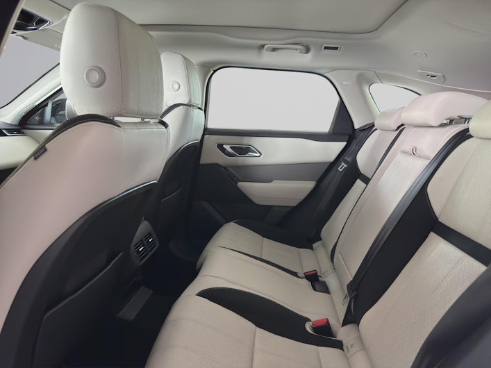 Vehicle image LAND ROVER RANGE ROVER VELAR