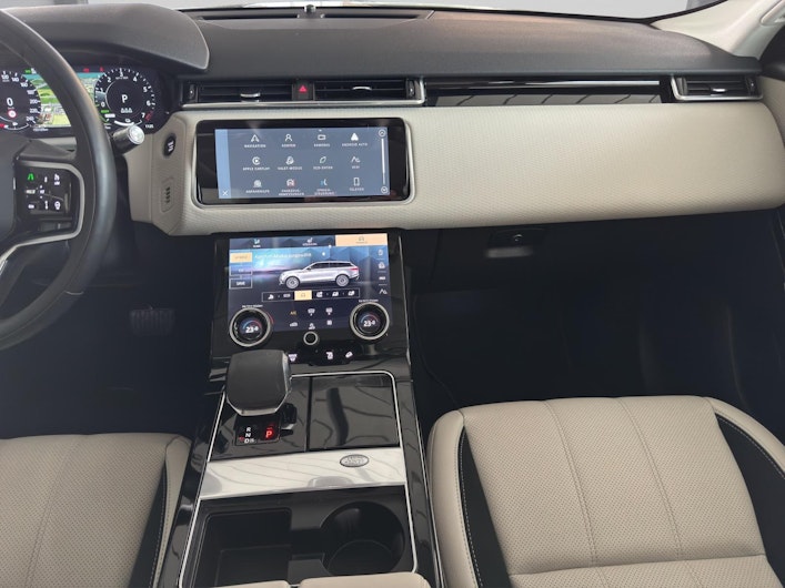 Vehicle image LAND ROVER RANGE ROVER VELAR