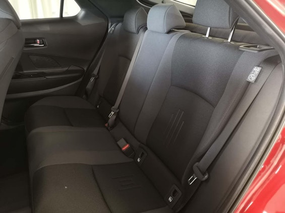 Vehicle image 6