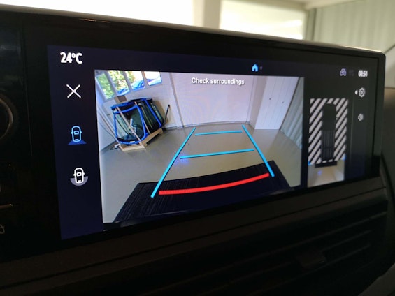 Vehicle image 5 Vehicle image 5