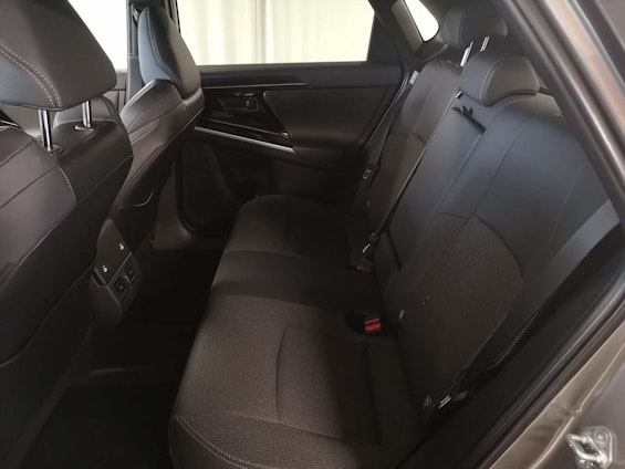 Vehicle image 6 Vehicle image 6