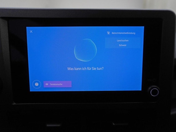 Vehicle image 18 Vehicle image 18