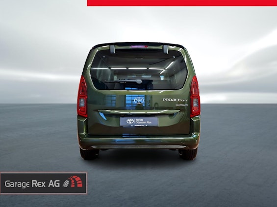 Vehicle image 4 Vehicle image 4