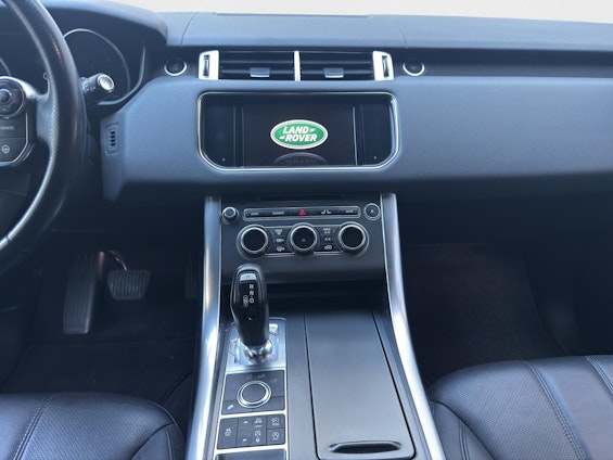 Vehicle image 6 Vehicle image 6