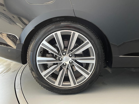 Vehicle image 13 Vehicle image 13