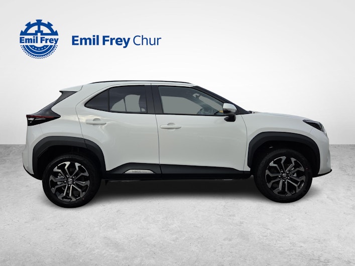 Vehicle image TOYOTA YARIS CROSS