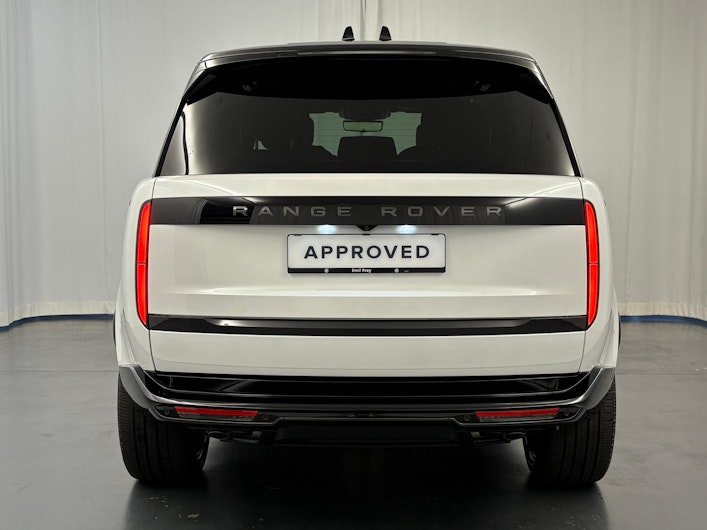 Vehicle image LAND ROVER RANGE ROVER