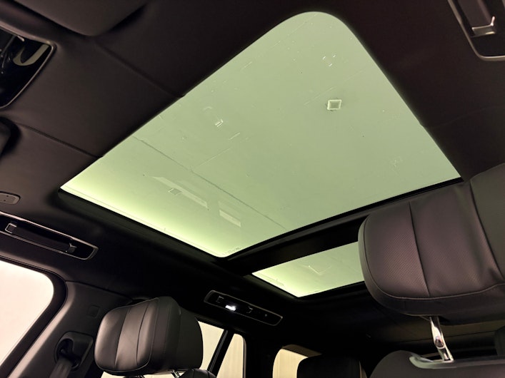 Vehicle image LAND ROVER RANGE ROVER