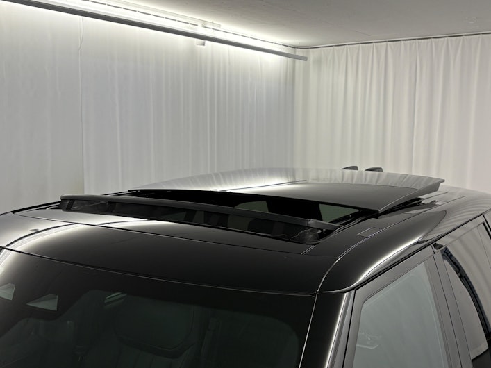 Vehicle image LAND ROVER RANGE ROVER