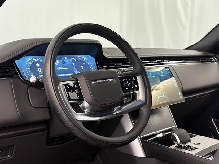 Vehicle image LAND ROVER RANGE ROVER