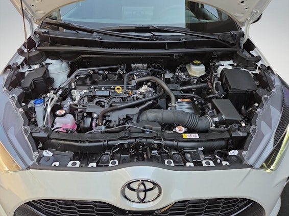 Vehicle image 20