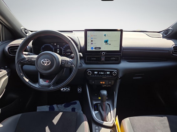 Vehicle image 11