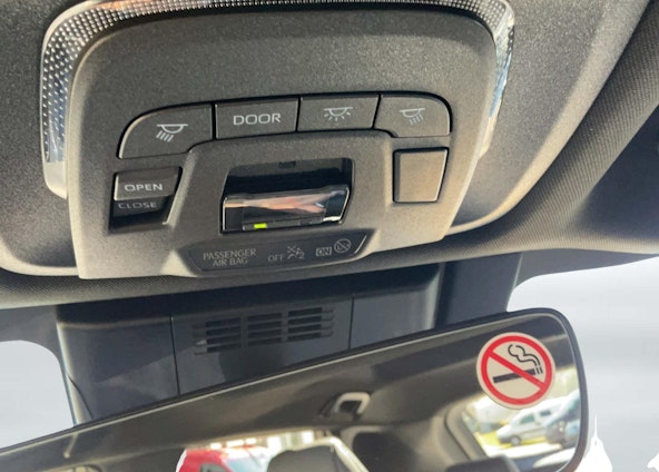 Vehicle image 15 Vehicle image 15