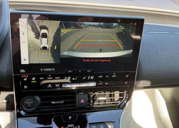 Vehicle image 6 Vehicle image 6