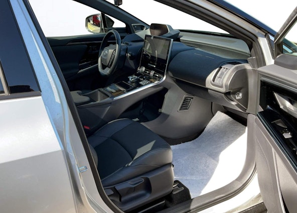 Vehicle image 9 Vehicle image 9