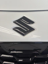 Fahrzeugbild SUZUKI Swift 1.2 Compact Top Hybrid 4x4