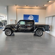 Vehicle image JEEP Gladiator 3.0 D Overland