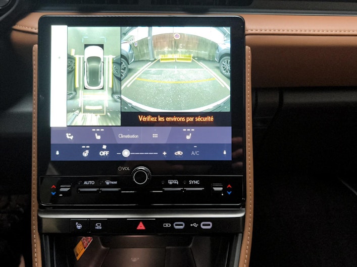 Vehicle image LEXUS LBX