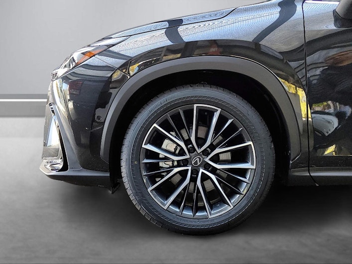 Vehicle image LEXUS NX