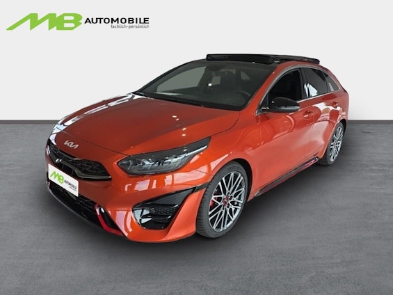 First vehicle image