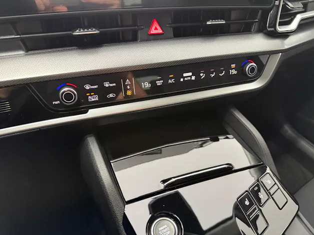 Kia Sportage 1.6 T-GDi Hybrid Power Edition