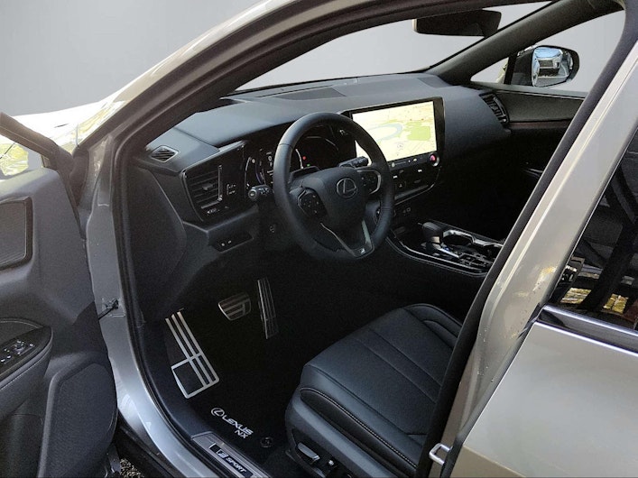 Vehicle image LEXUS NX