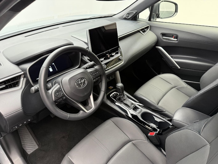 Vehicle image TOYOTA COROLLA CROSS