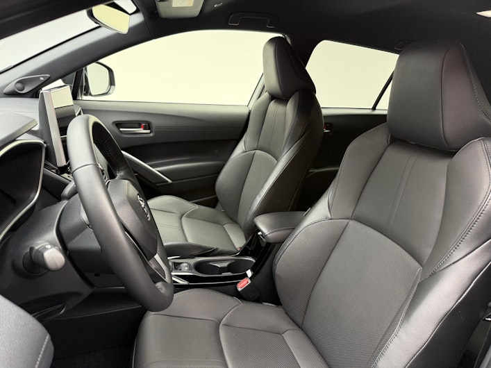 Vehicle image TOYOTA COROLLA CROSS