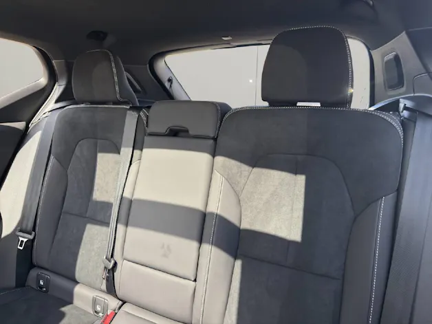 Volvo EX40 Twin Black Edition AWD