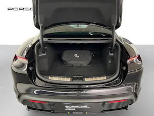 Porsche Taycan Turbo