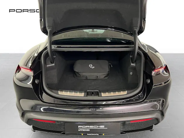 Porsche Taycan Turbo