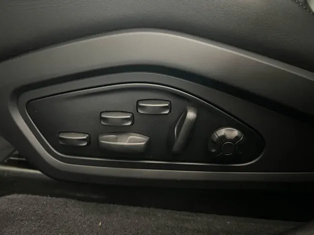 Porsche Taycan Turbo