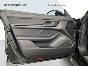 Porsche Taycan Turbo