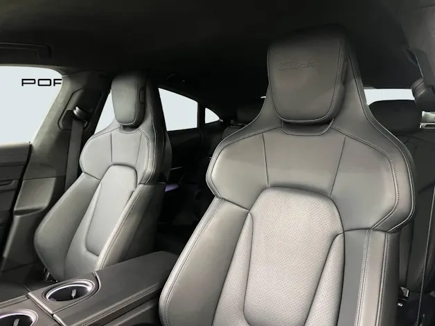 Porsche Taycan Turbo