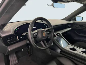 Porsche Taycan Turbo