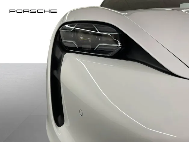 Porsche Taycan Turbo