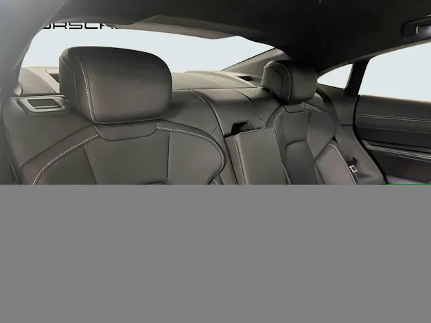 Porsche Taycan Turbo