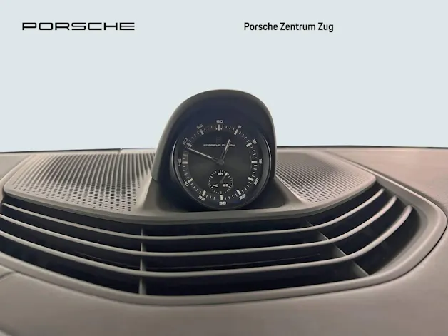 Porsche Taycan Turbo