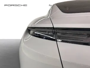 Porsche Taycan Turbo