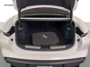 Porsche Taycan Turbo