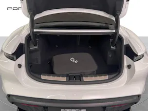 Porsche Taycan Turbo